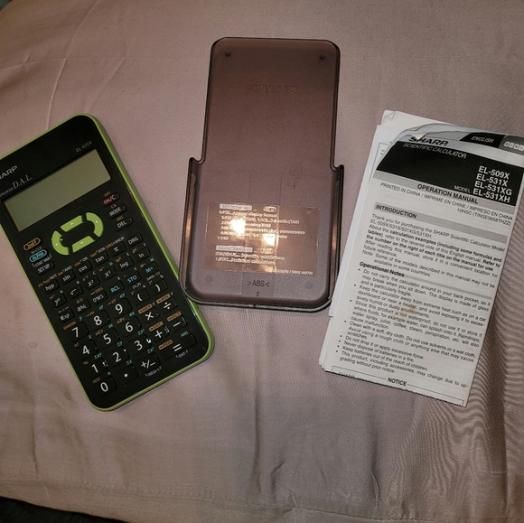SHARP SCIENTIFIC CALCULATOR - MODEL EL- 531X - Picture 1 of 3